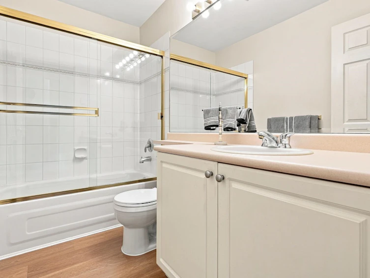 49-15037 58 Avenue, Surrey, BC, V3X 0E2 - 24