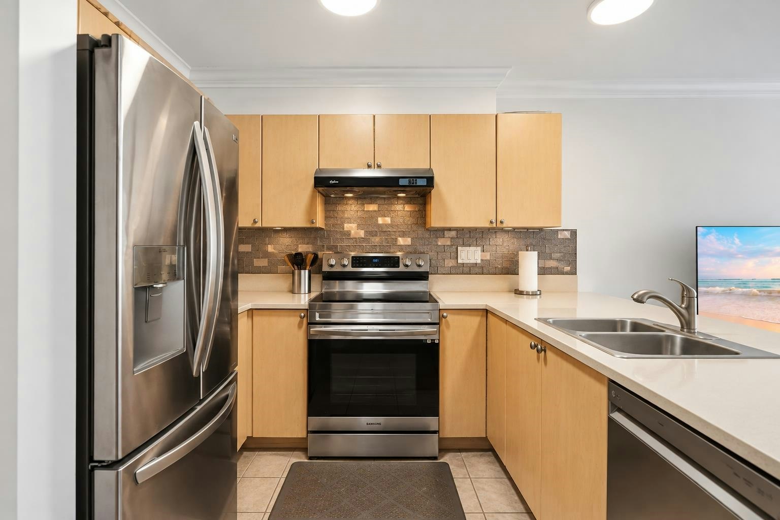 38-12711 64 Avenue - 5