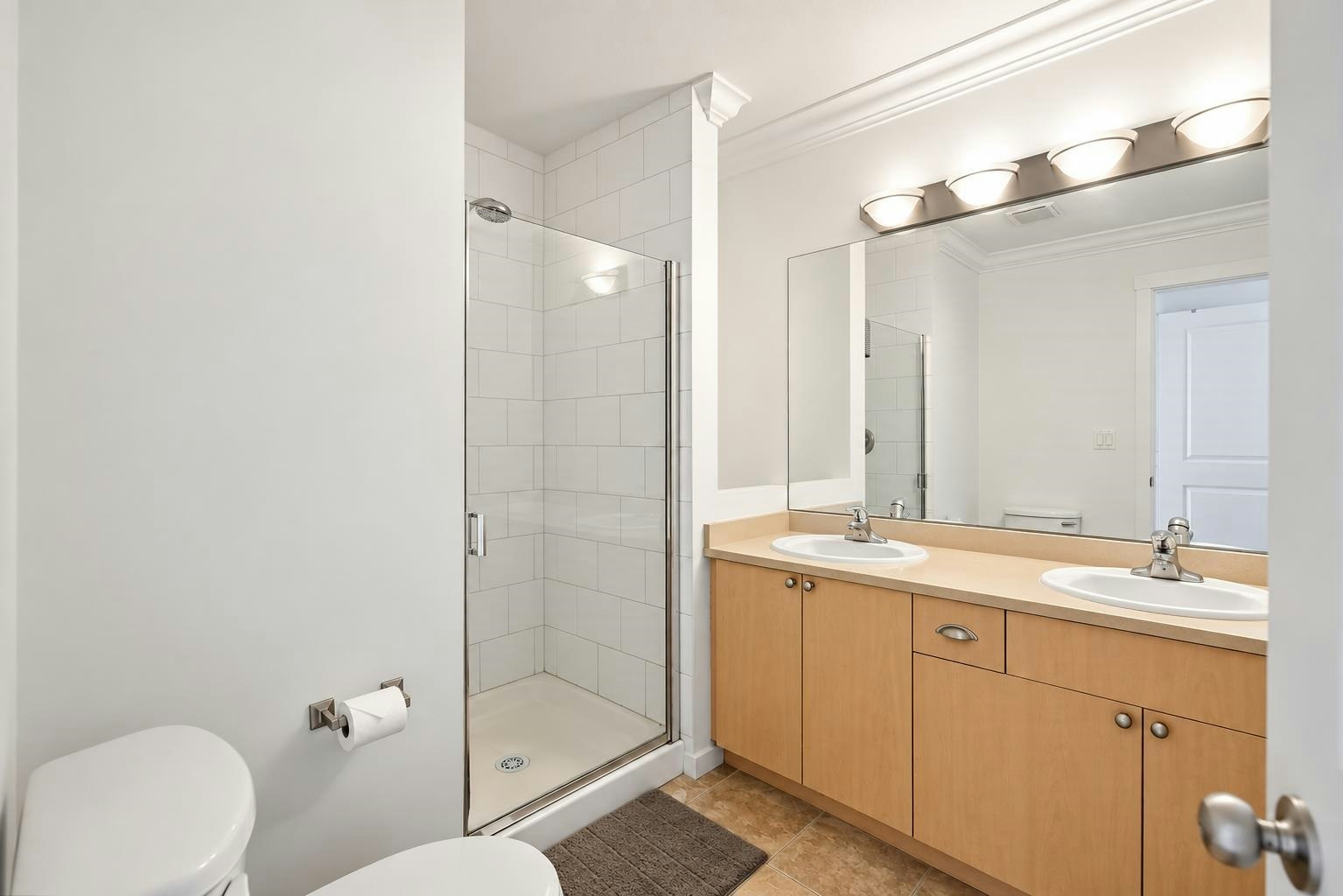 38-12711 64 Avenue, Surrey, BC, V3W 1X1 - 11