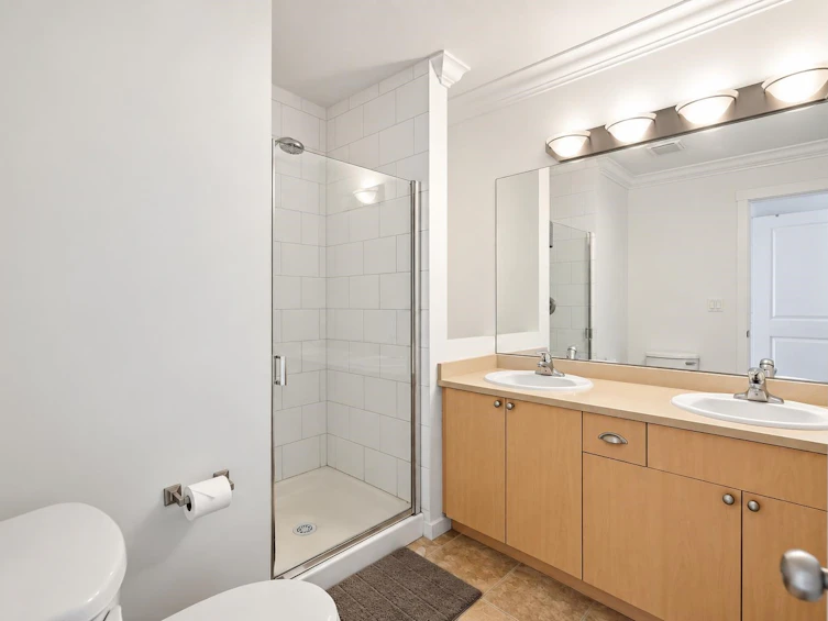 38-12711 64 Avenue, Surrey, BC, V3W 1X1 - 11