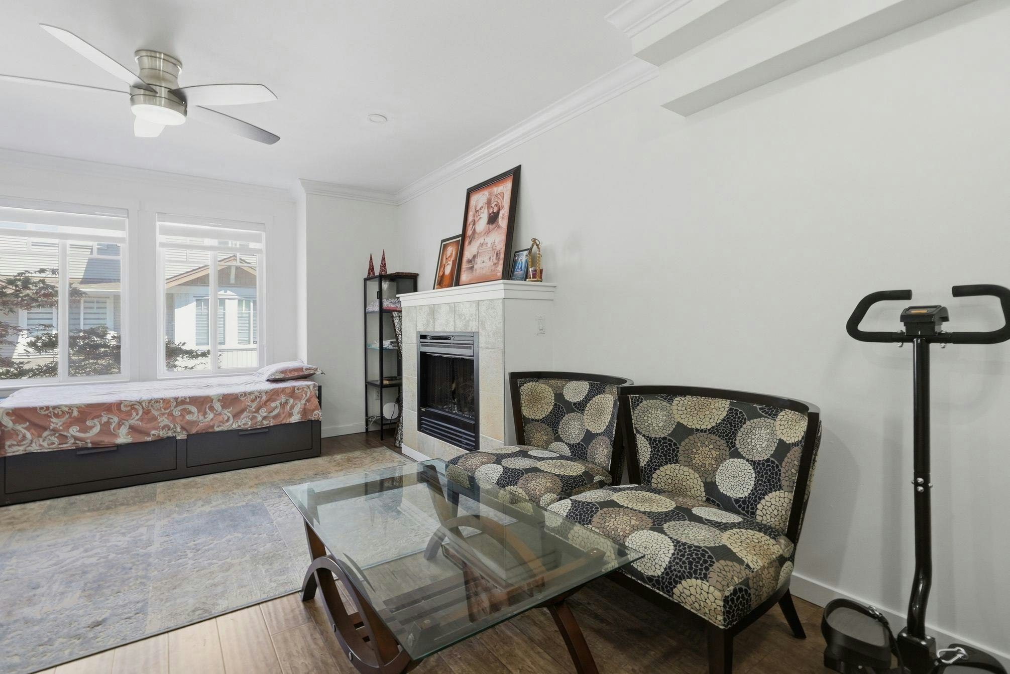 38-12711 64 Avenue - 5