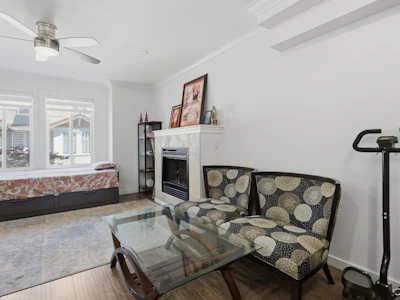 38-12711 64 Avenue - 5