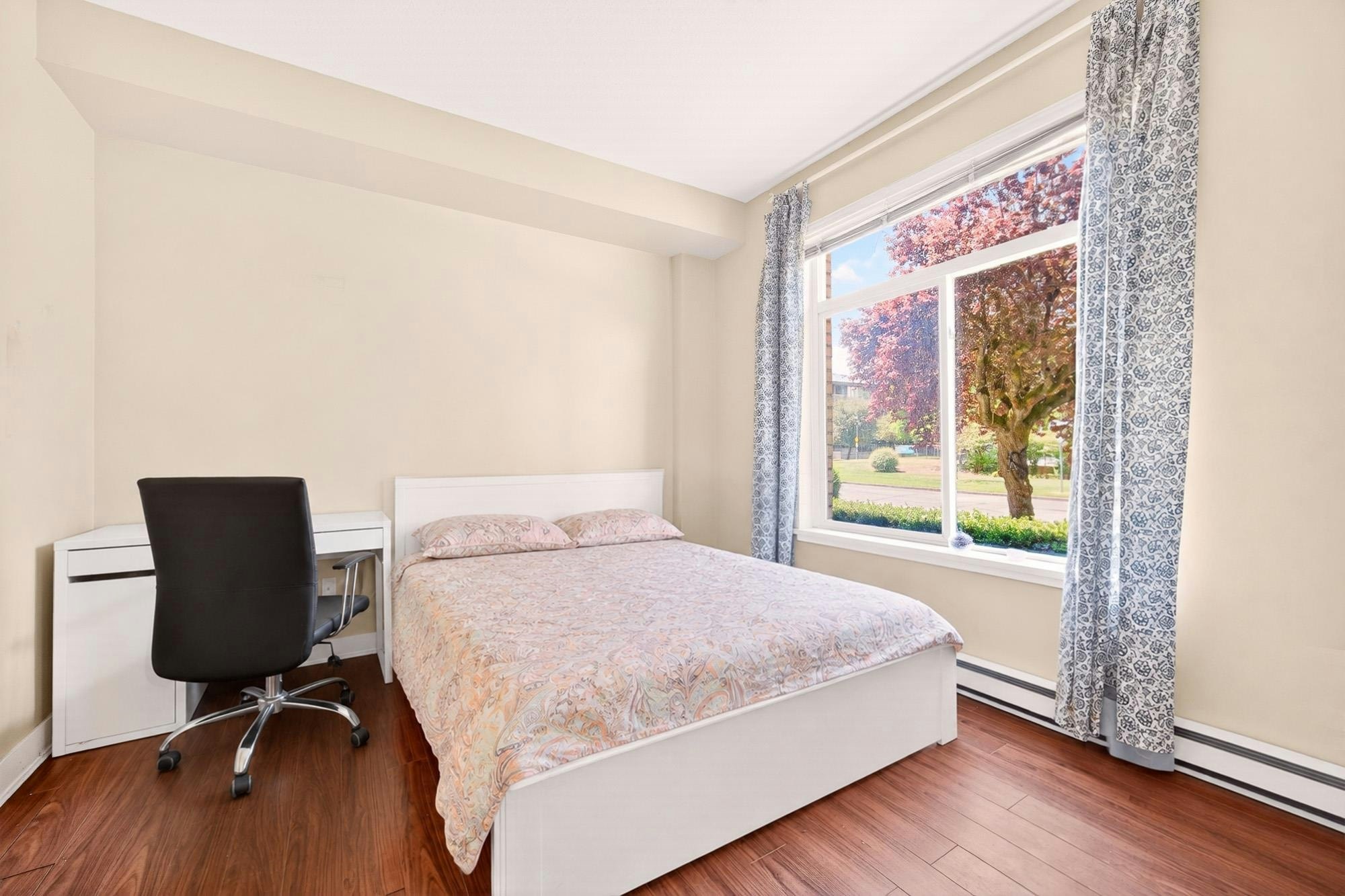 1xx-5692 Kings Road, Vancouver, BC, V6T 1K8 - 5