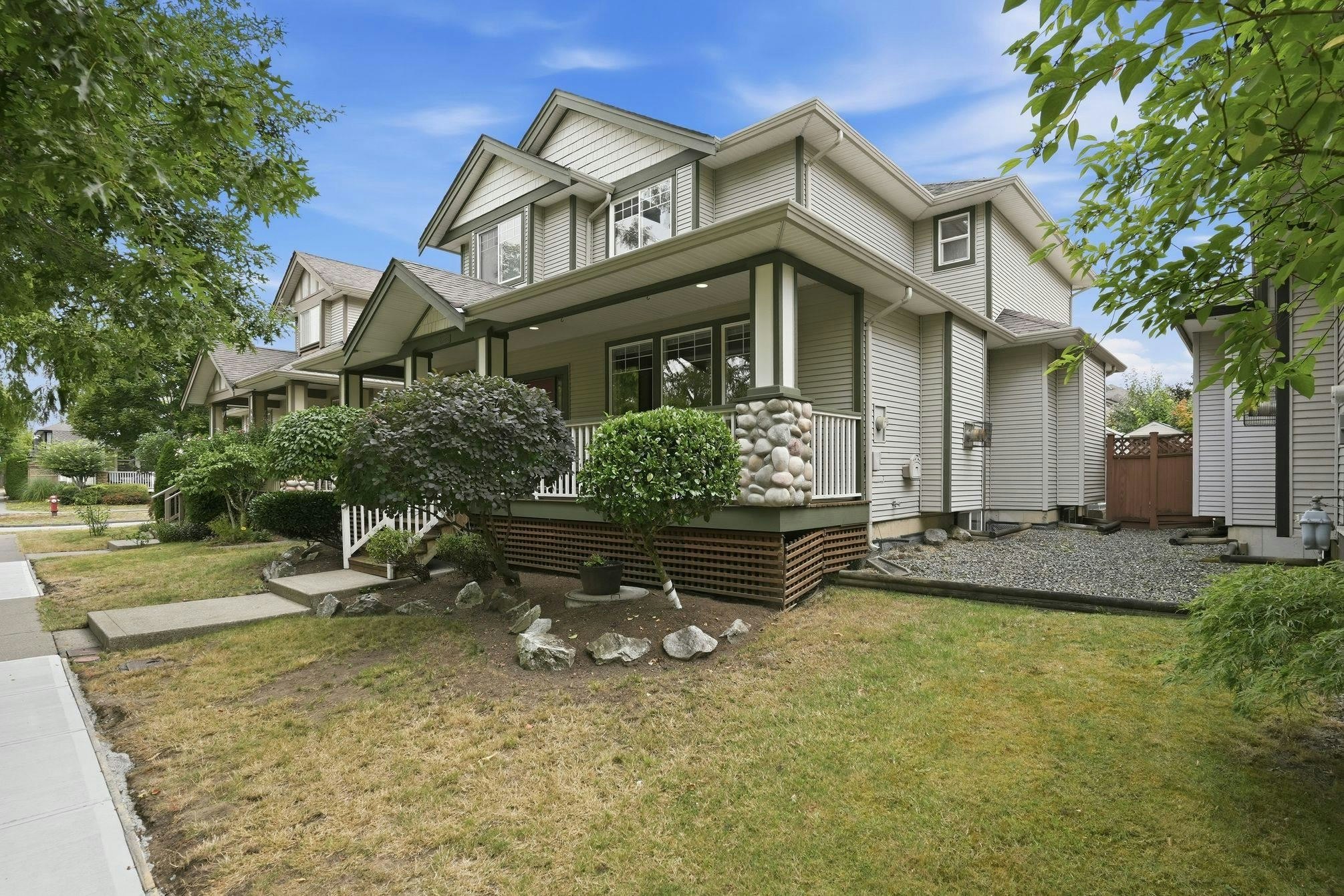 6888 189th Street, Surrey, BC, V4N 5K1 - 2