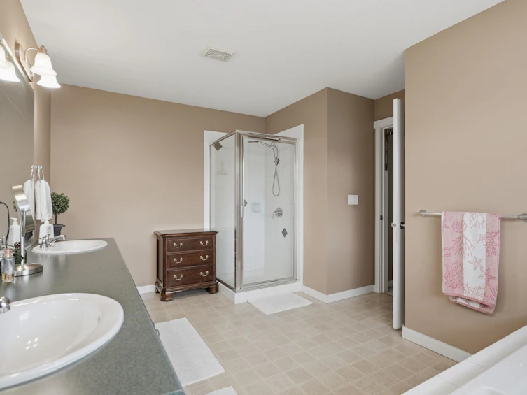6888 189th Street, Surrey, BC, V4N 5K1 - 25