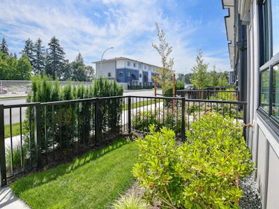 24-33525 Kingston Avenue - 3