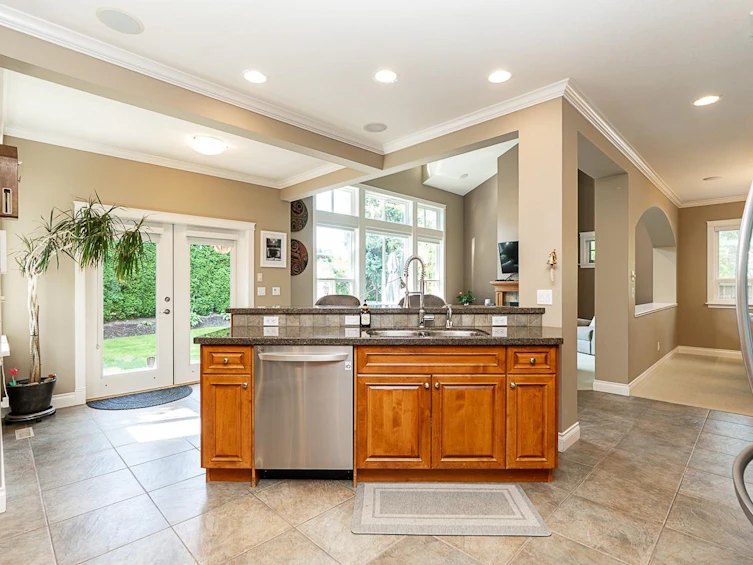 15730 34 Avenue, Surrey, BC, V3Z 3Y4 - 9