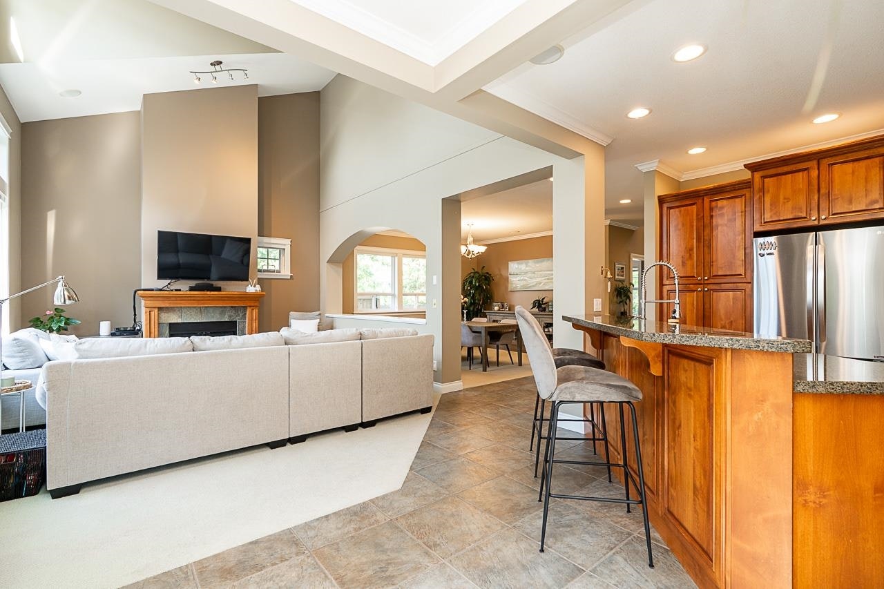 15730 34 Avenue, Surrey, BC, V3Z 3Y4 - 12