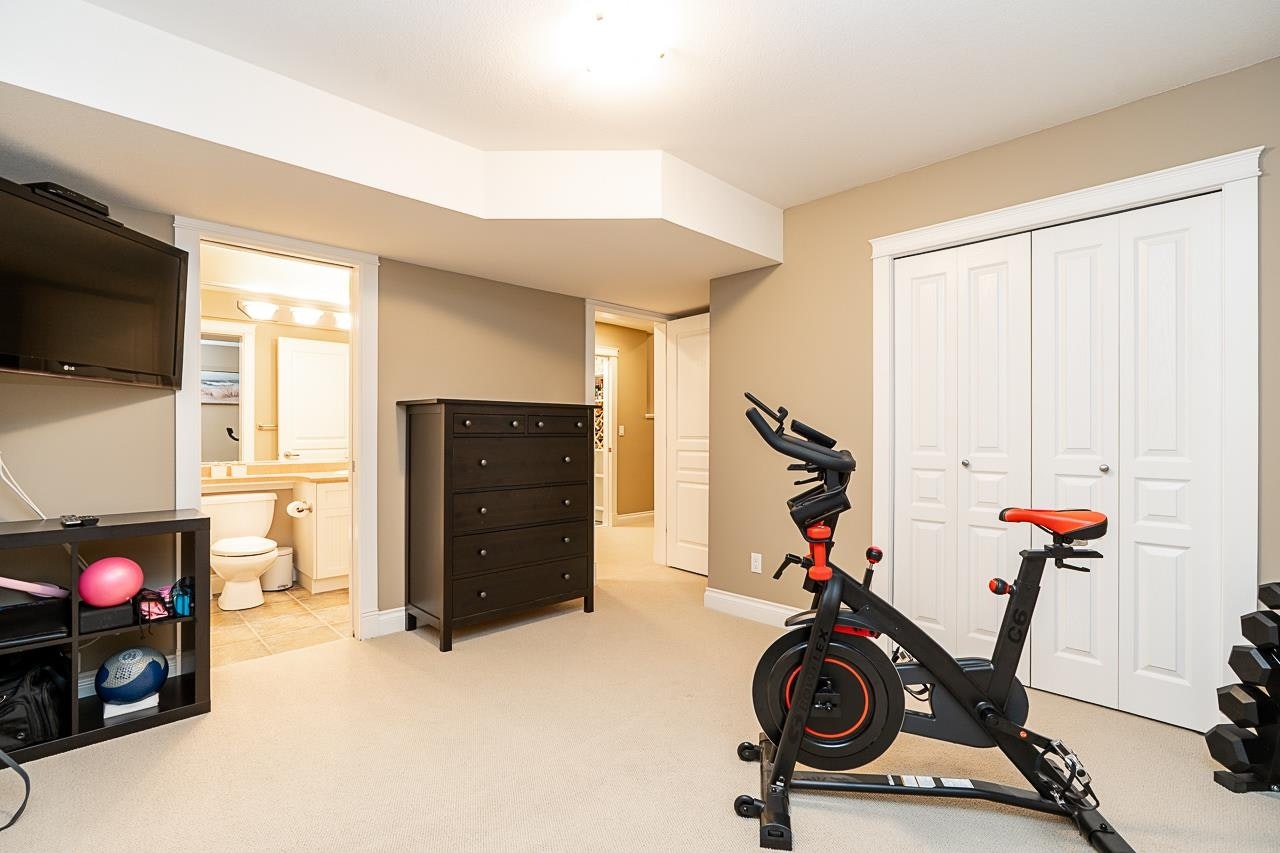 15730 34 Avenue, Surrey, BC, V3Z 3Y4 - 28