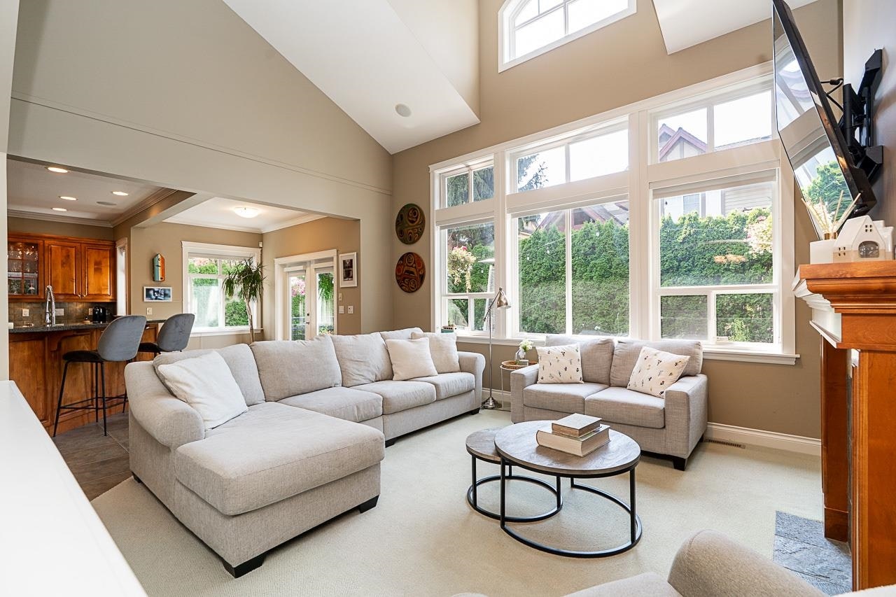 15730 34 Avenue - 3