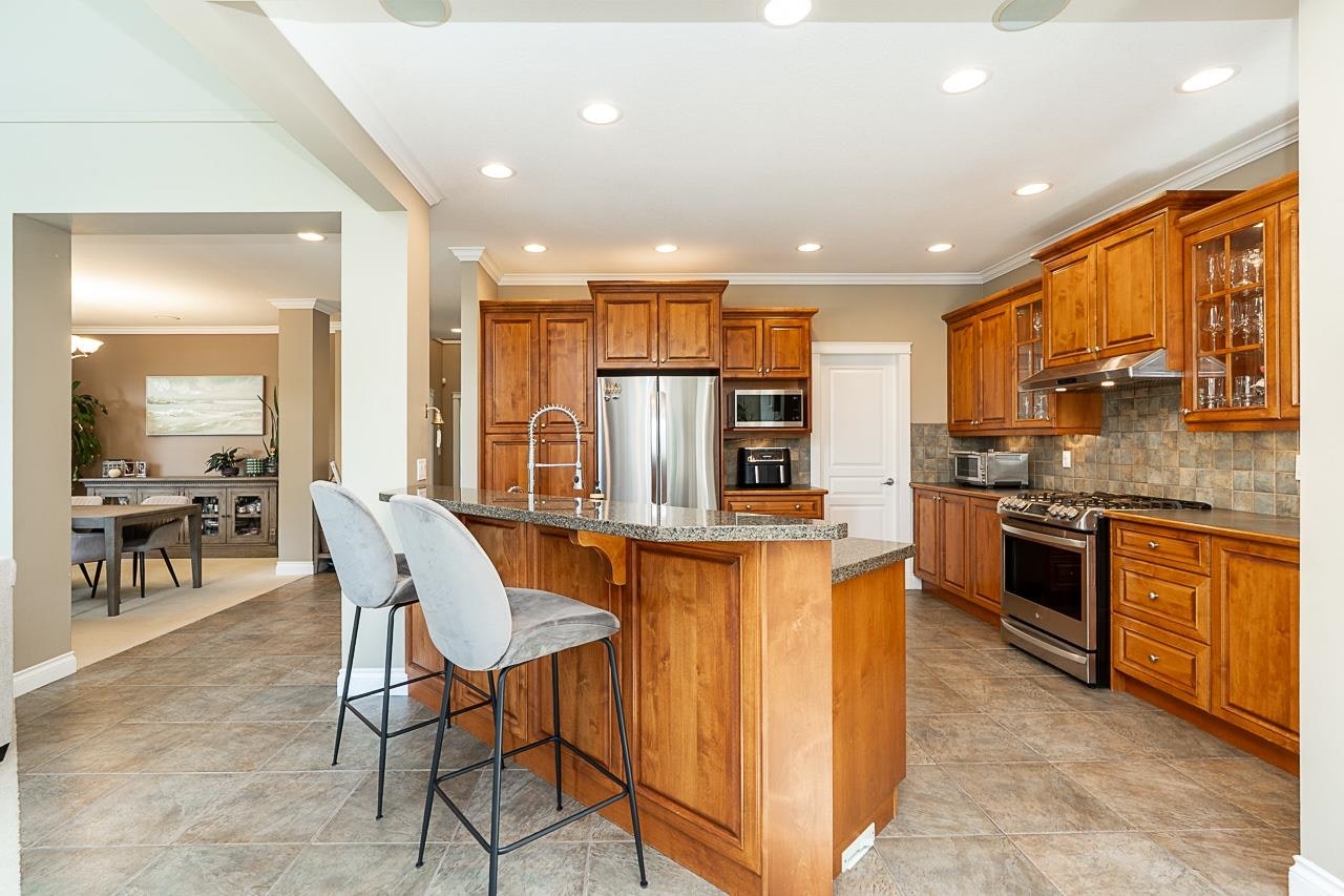 15730 34 Avenue, Surrey, BC, V3Z 3Y4 - 11