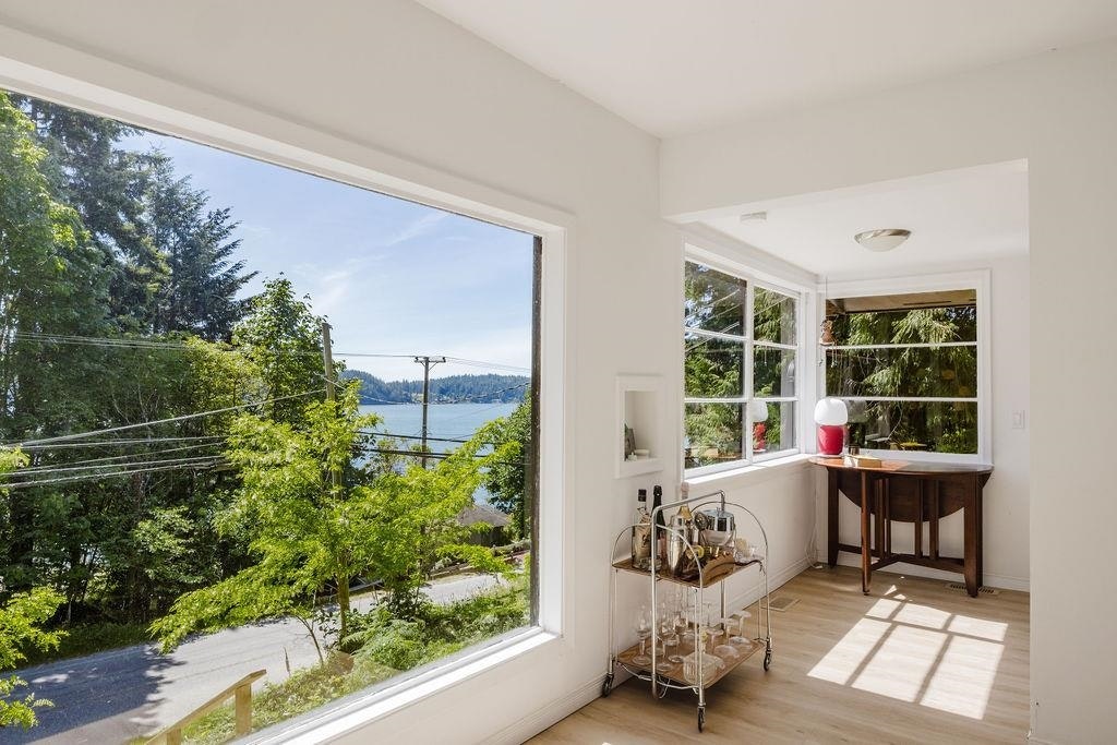 915 Marine Drive - 5
