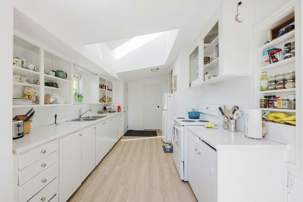 915 Marine Drive, Gibsons, BC, V0N 1V1 - 8