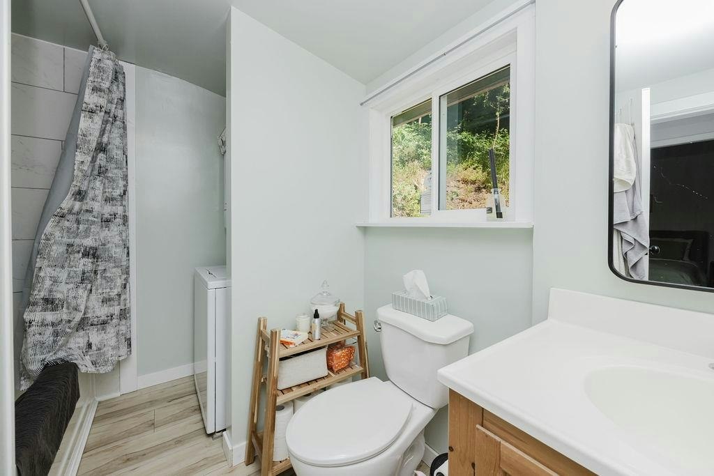 915 Marine Drive, Gibsons, BC, V0N 1V1 - 17