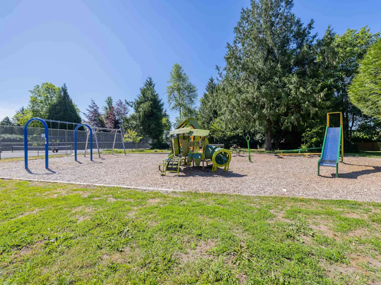 17030 Hereford Place, Surrey, BC, V3S 4X1 - 39