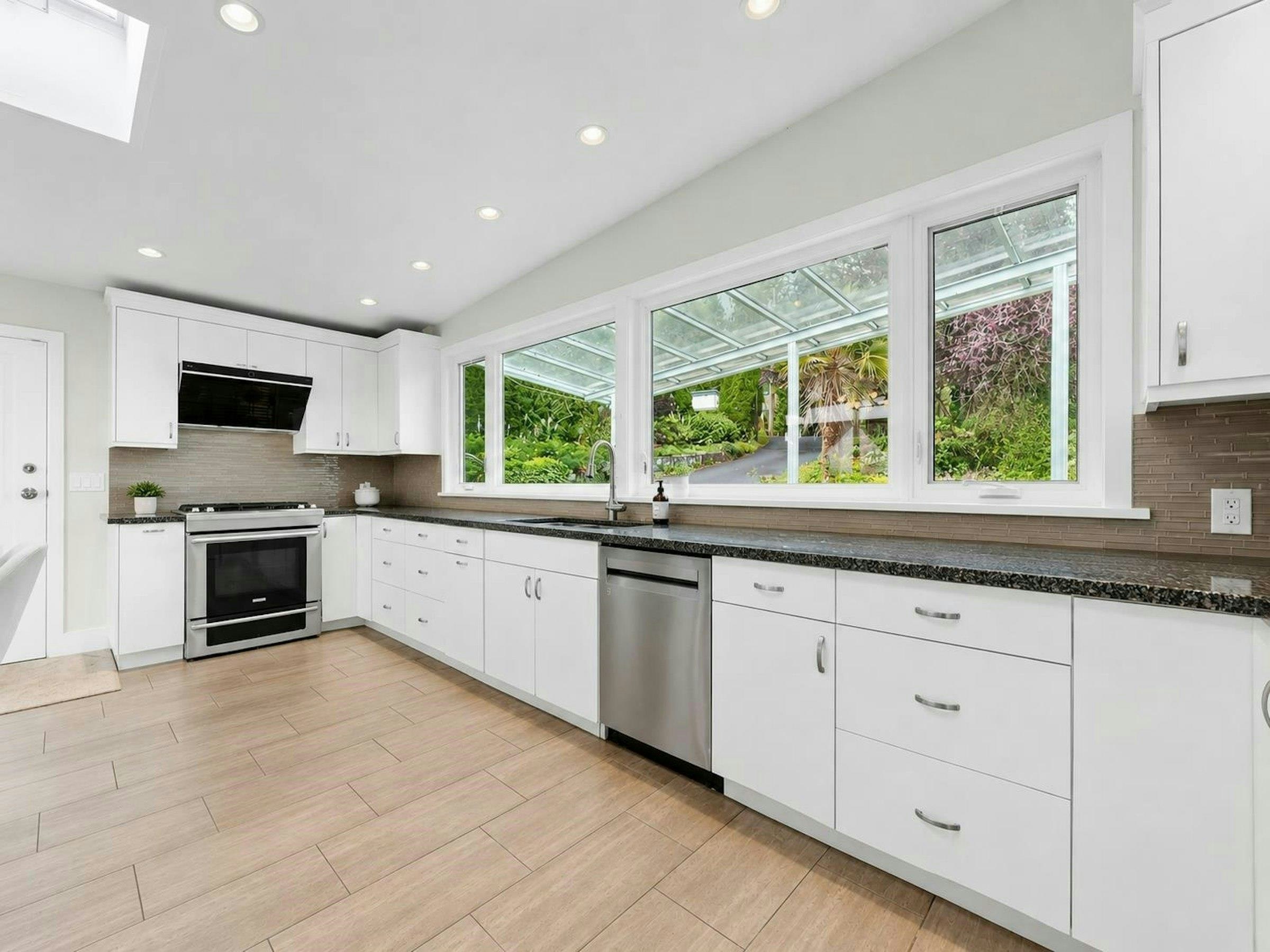 1066 Palmerston Avenue, West Vancouver, BC, V7S 2J3 - 11