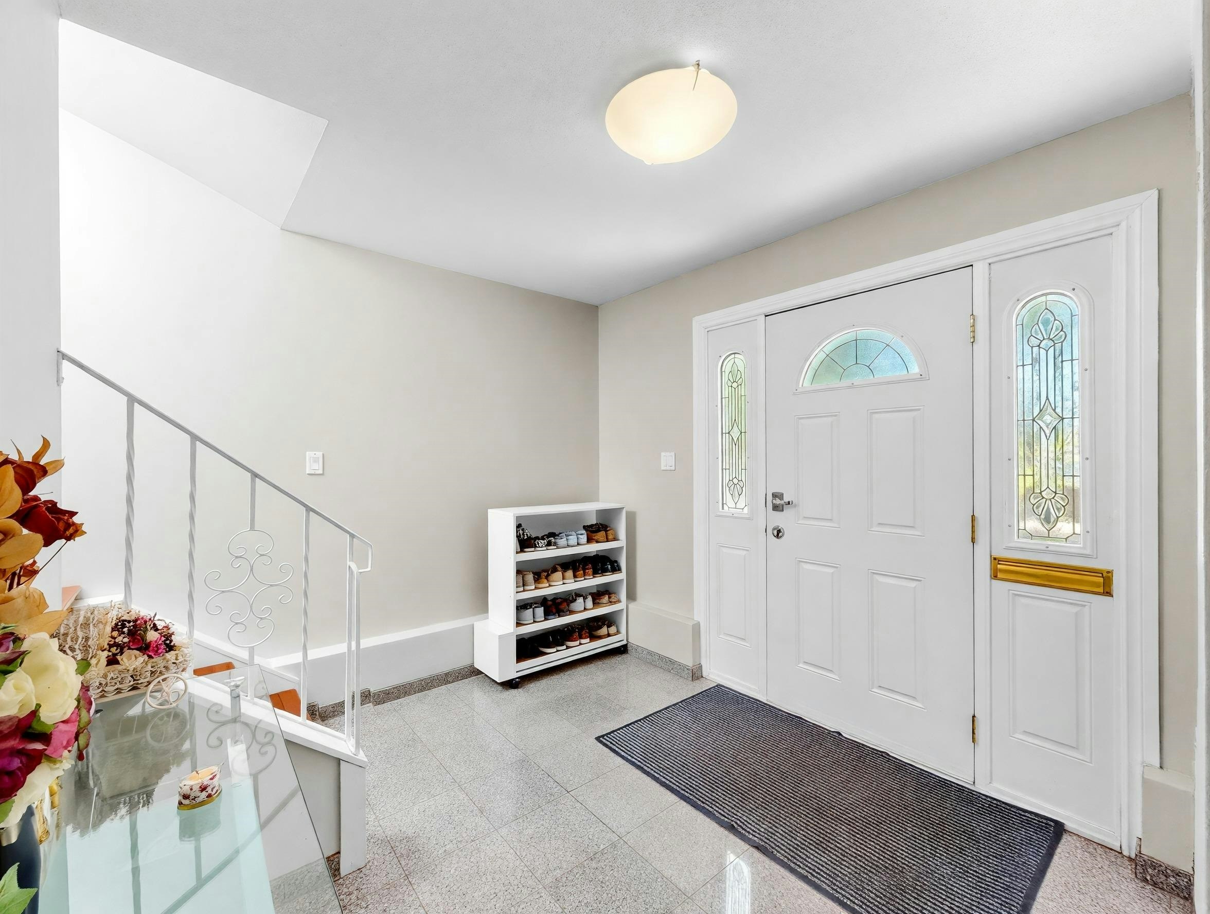 245 W 63rd Avenue, Vancouver, BC, V5X 2H9 - 2