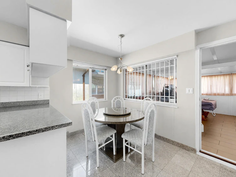245 W 63rd Avenue, Vancouver, BC, V5X 2H9 - 17