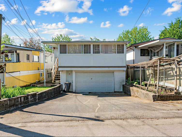 245 W 63rd Avenue, Vancouver, BC, V5X 2H9 - 30