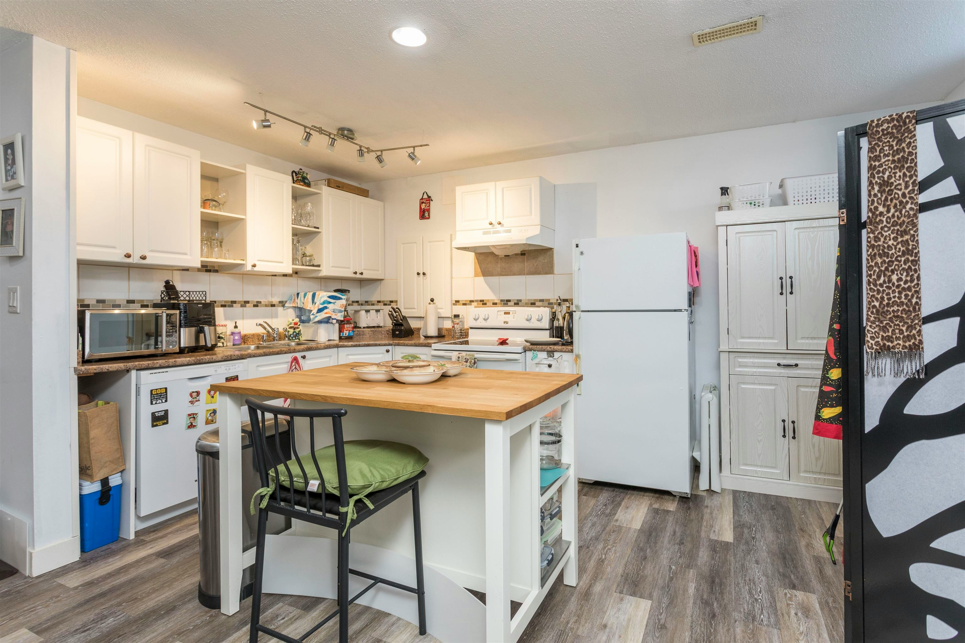 10337 243a Street, Maple Ridge, BC, V2W 2C7 - 25