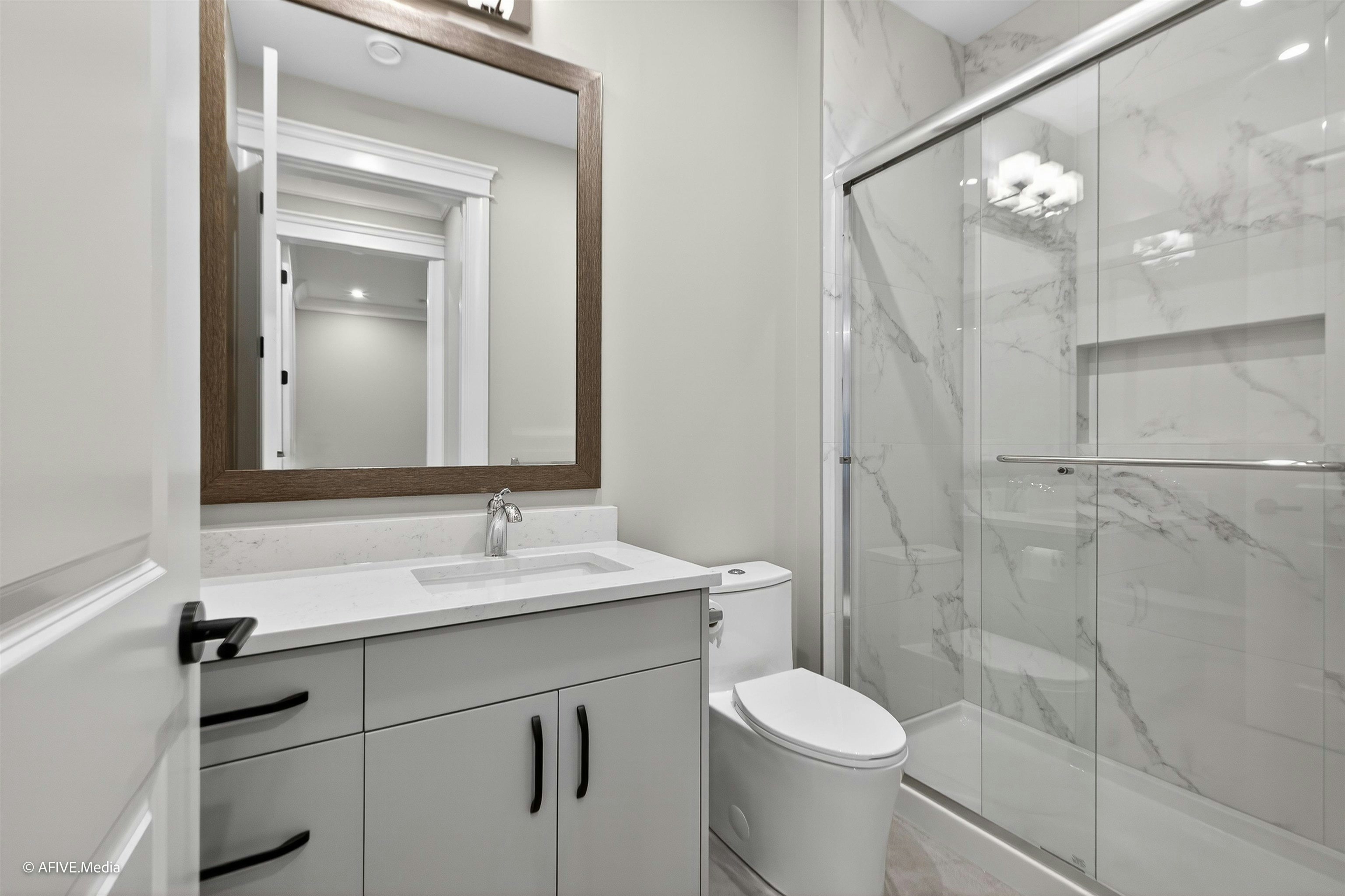 3349 W 37th Avenue, Vancouver, BC, V6N 2V5 - 37