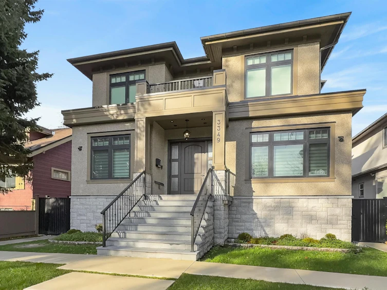 3349 W 37th Avenue, Vancouver, BC, V6N 2V5 - 2