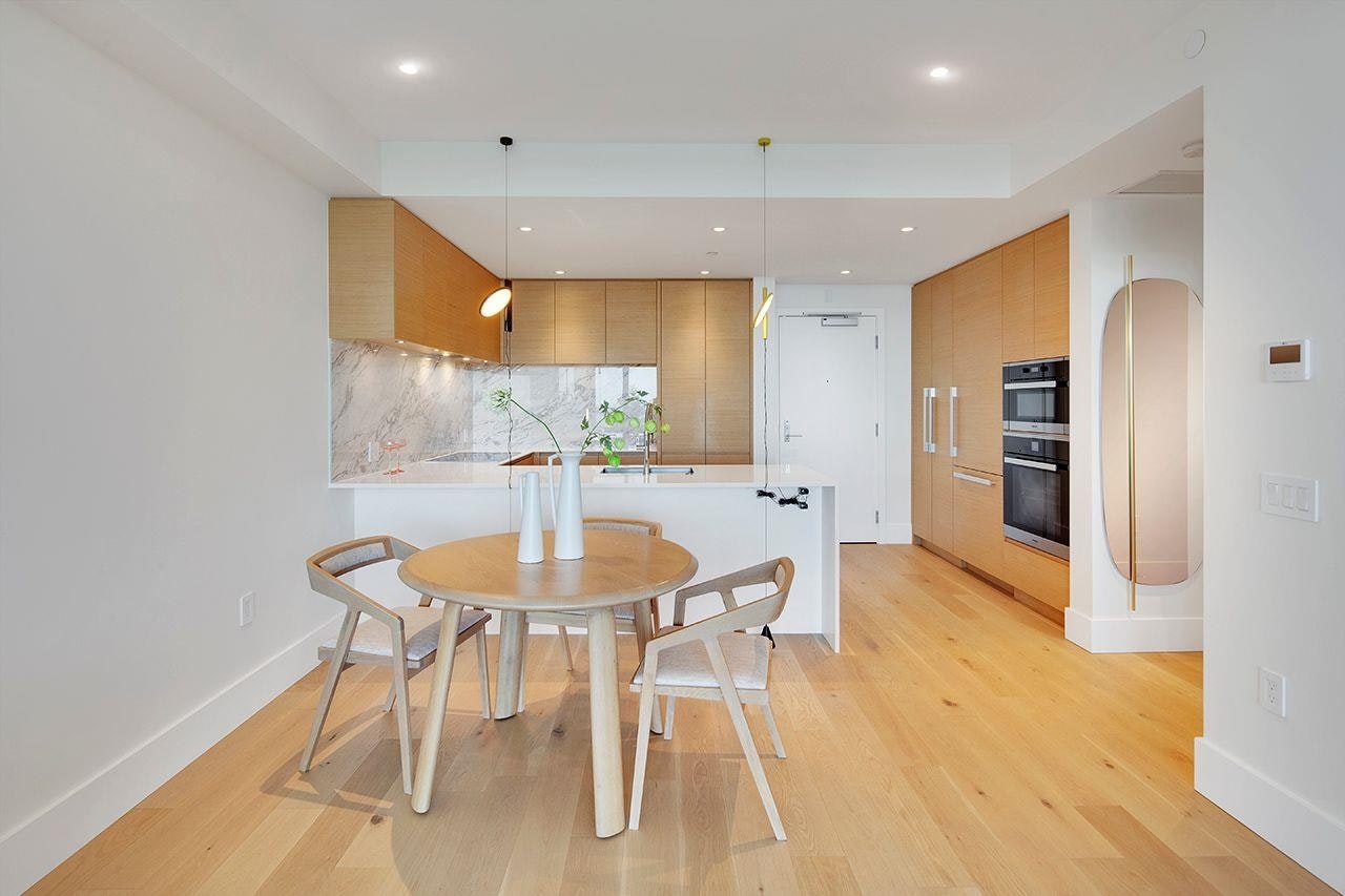 402-3101 Burfield Place, West Vancouver, BC, V7S 0B8 - 13
