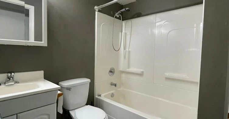 Basement-16909 83a Avenue, Surrey, BC, V4N 4T9 - 6