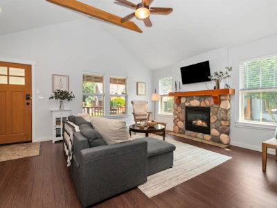 1835 Cherry Tree Lane - 2