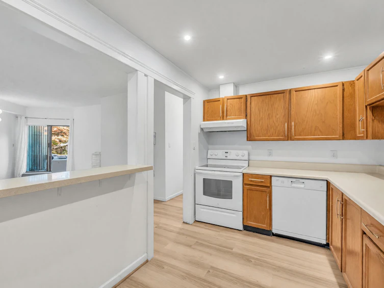 119-8511 Westminster Highway, Richmond, BC, V6X 3H7 - 11