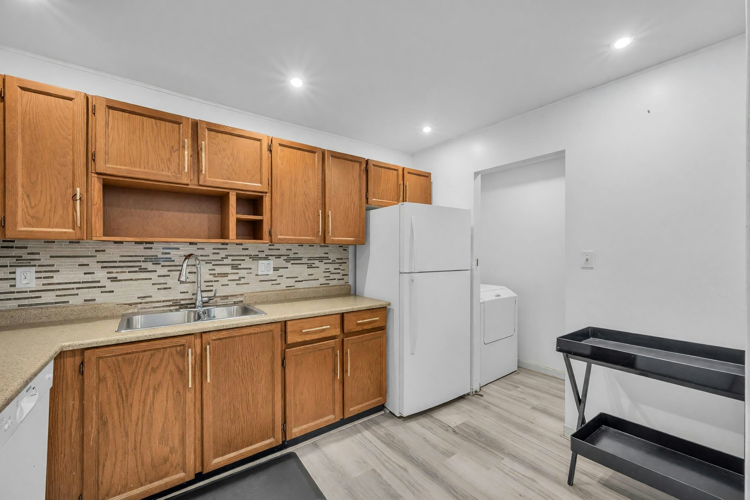 119-8511 Westminster Highway, Richmond, BC, V6X 3H7 - 9
