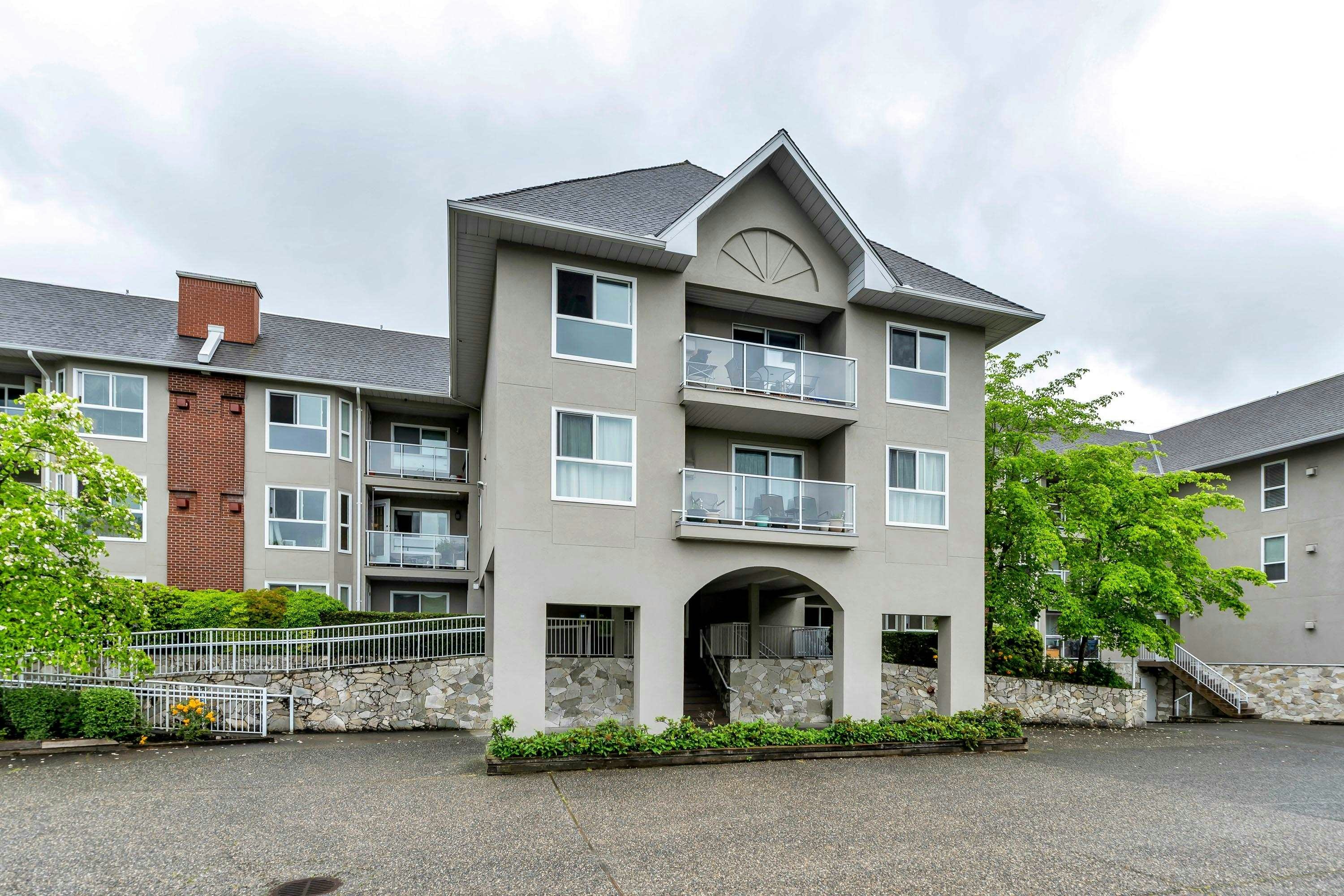 203-19835 64 Avenue, Langley, BC, V2Y 1L8