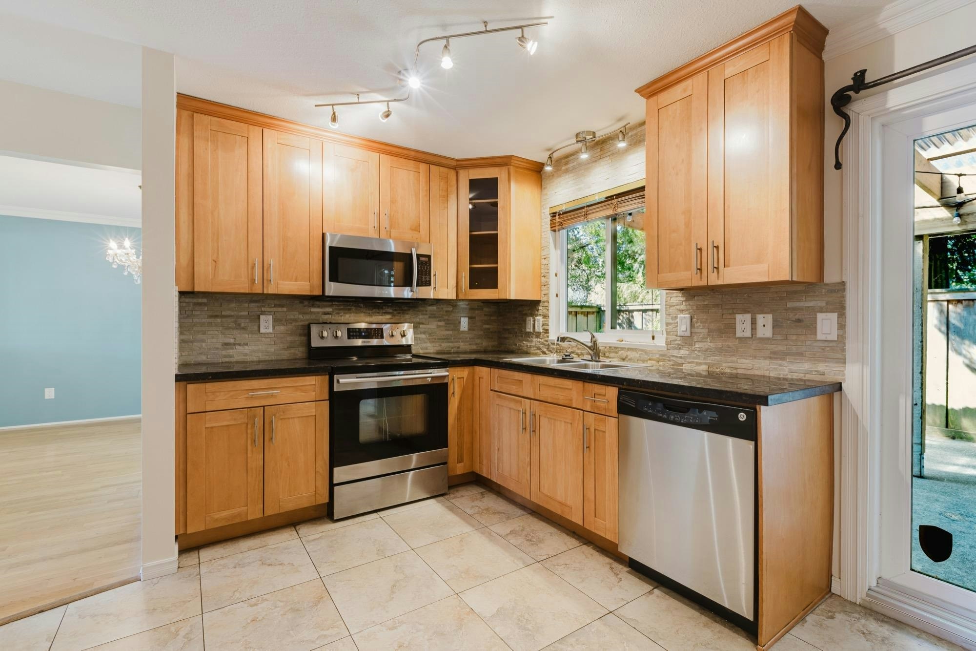 4725 Cedar Tree Lane, Delta, BC, V4K 4G8 - 10