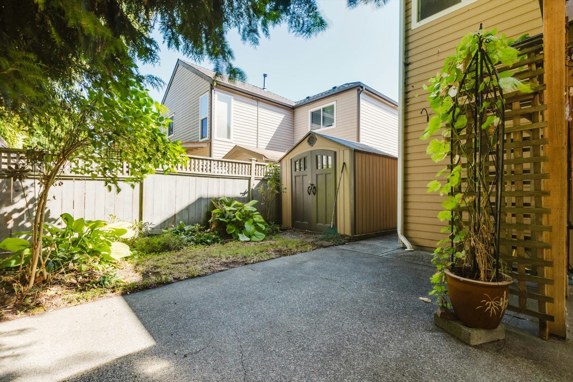 4725 Cedar Tree Lane, Delta, BC, V4K 4G8 - 32