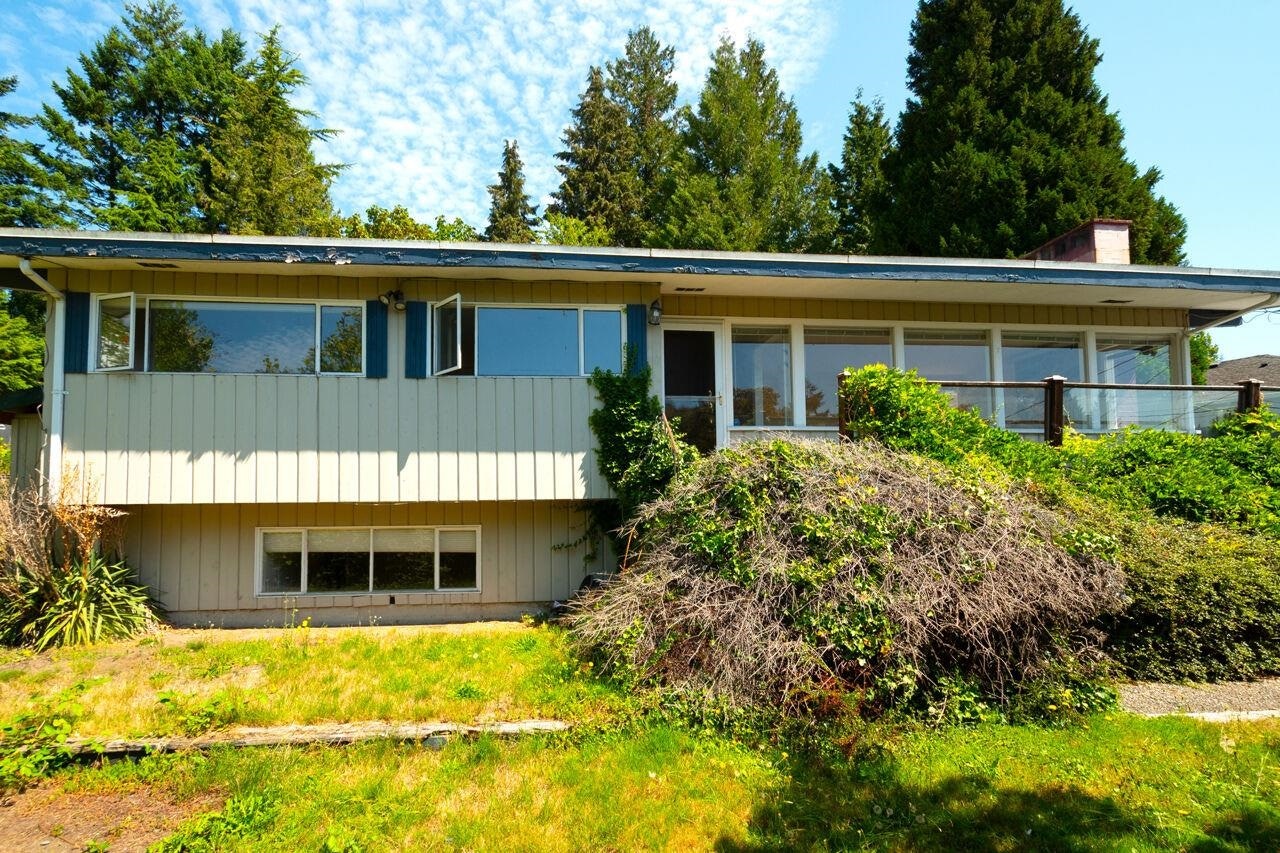 1241 Nepal Crescent - 3
