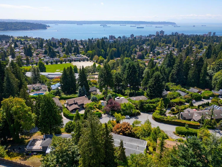 1241 Nepal Crescent, West Vancouver, BC, V7T 2H4 - 31