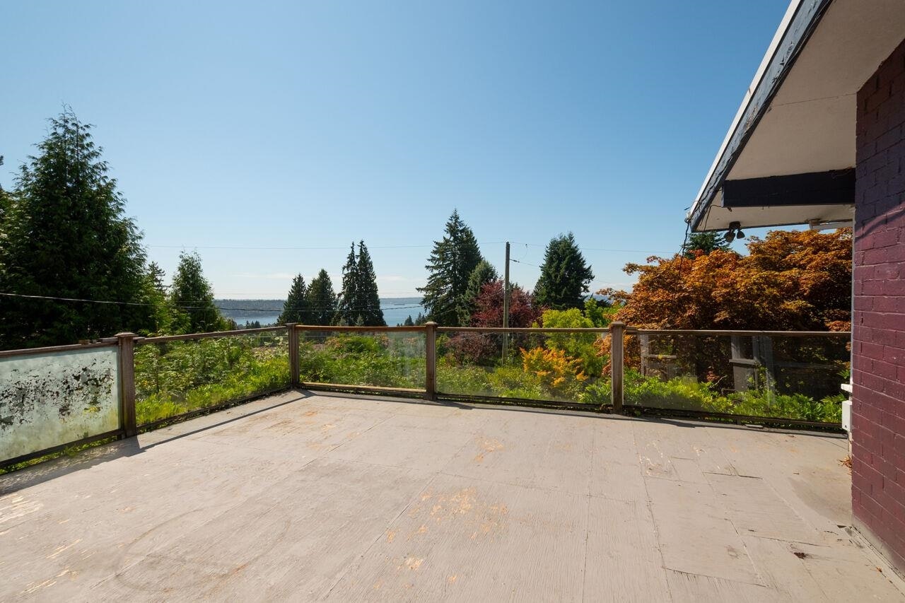1241 Nepal Crescent - 4