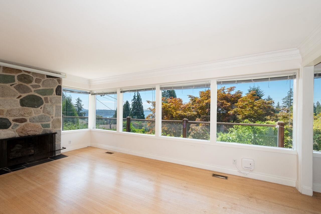 1241 Nepal Crescent, West Vancouver, BC, V7T 2H4 - 6