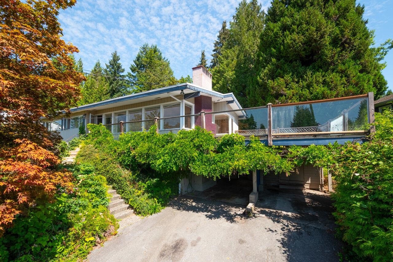1241 Nepal Crescent - 2