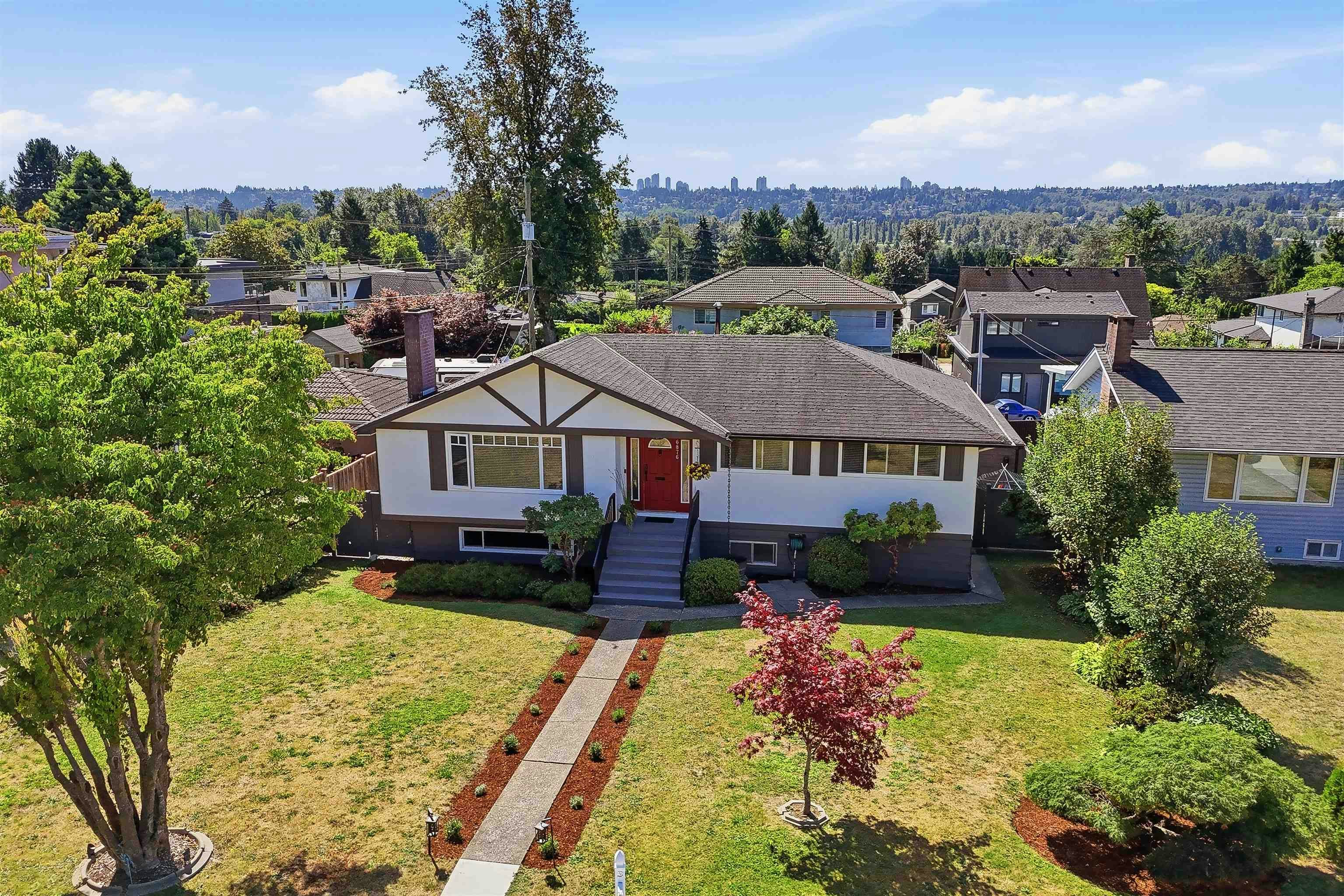 6876 Hycrest Drive, Burnaby, BC, V5B 2X2