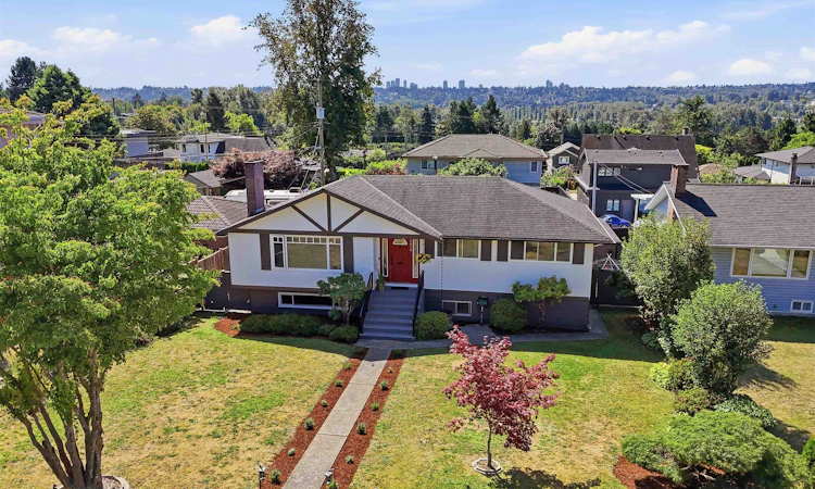 6876 Hycrest Drive
