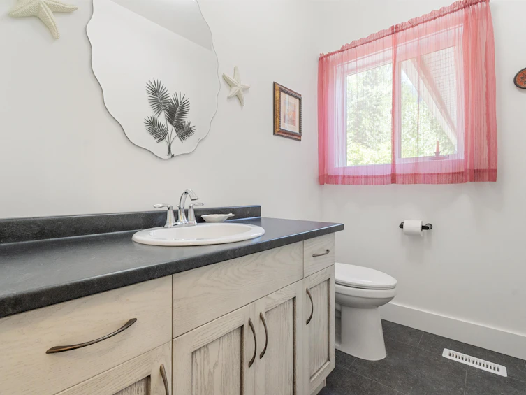65356 Wotten Road, Hope, BC, V0X 1L3 - 26