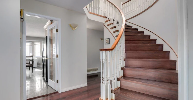 Upper Floor-2657 Sandstone Crescent, Coquitlam, BC, V3E 2T8 - 17