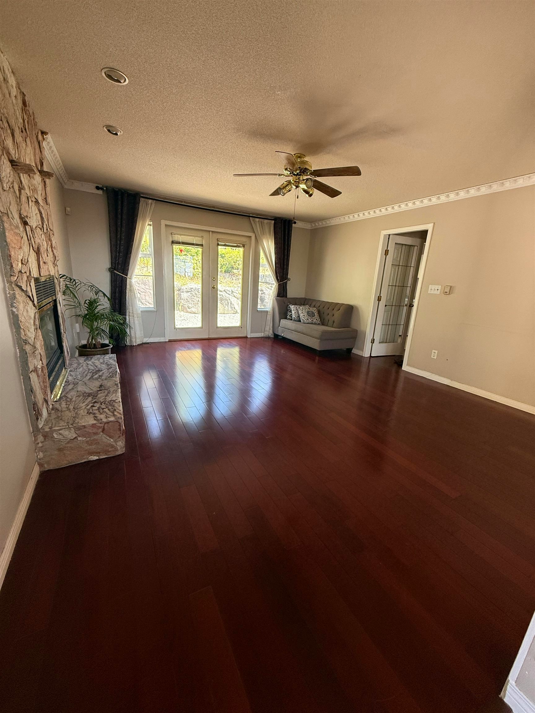 Upper Floor-2657 Sandstone Crescent, Coquitlam, BC, V3E 2T8 - 12