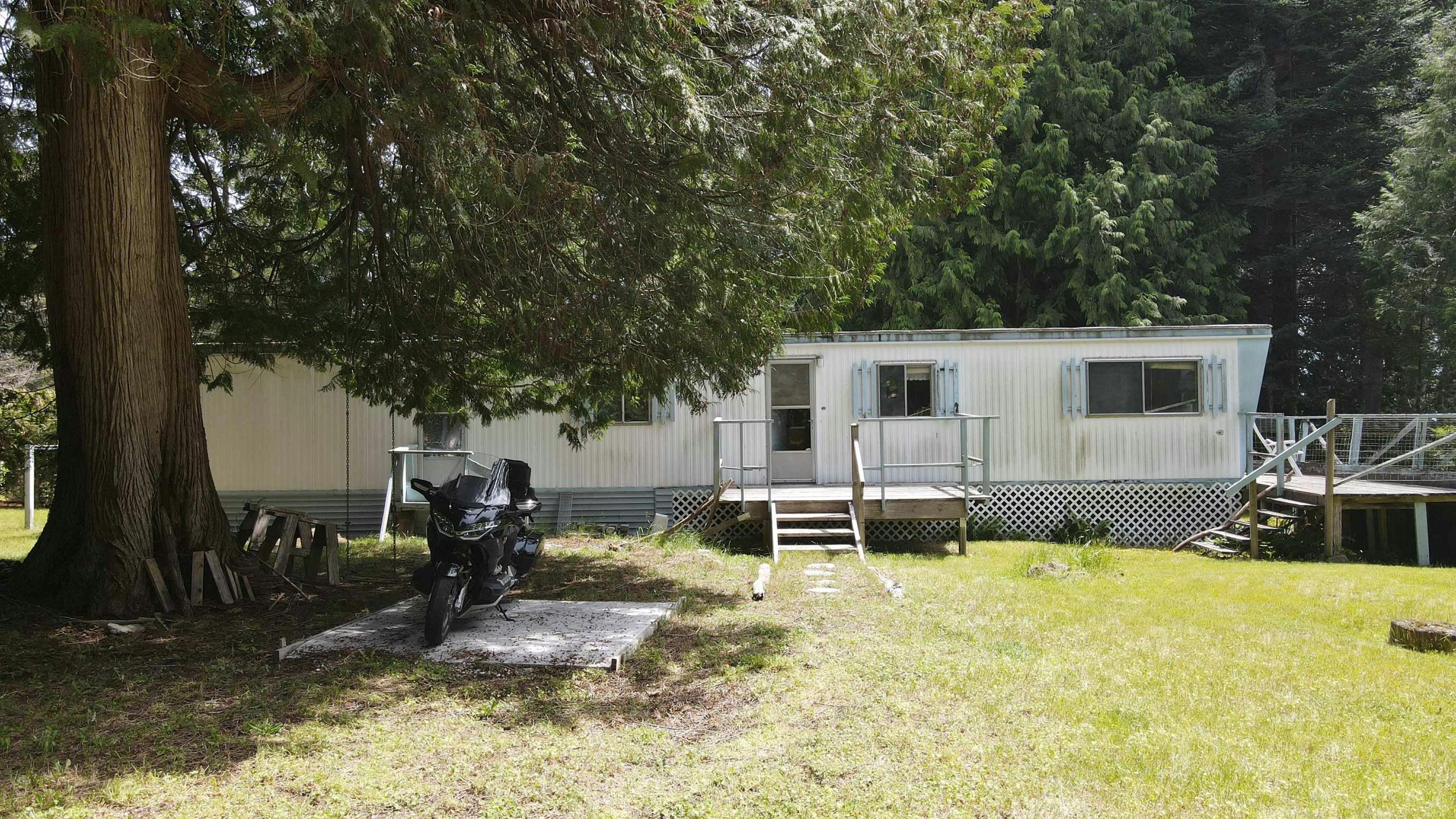 8127 Redrooffs Road, Halfmoon Bay, BC, V7Z 1A7 - 19