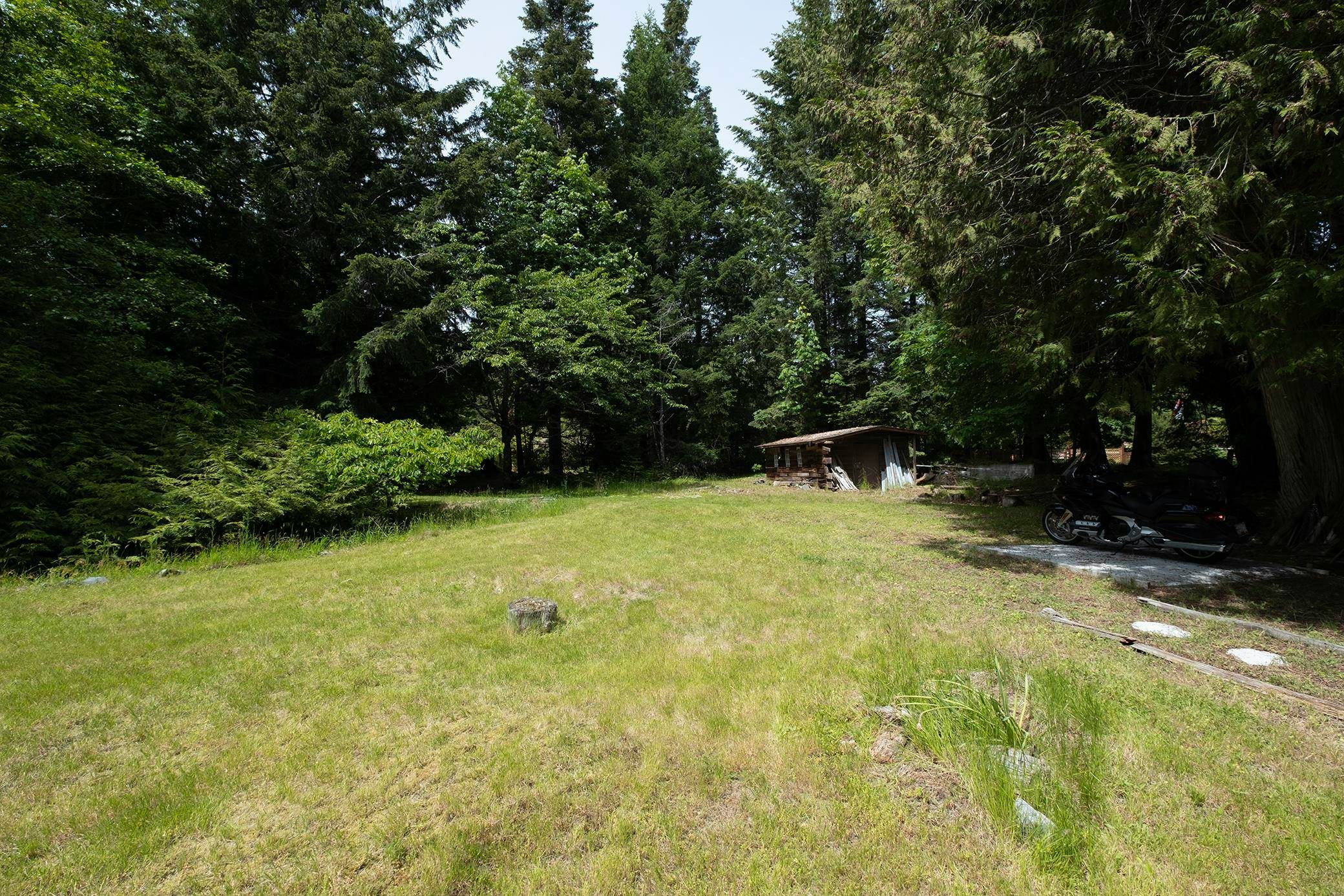 8127 Redrooffs Road - 3