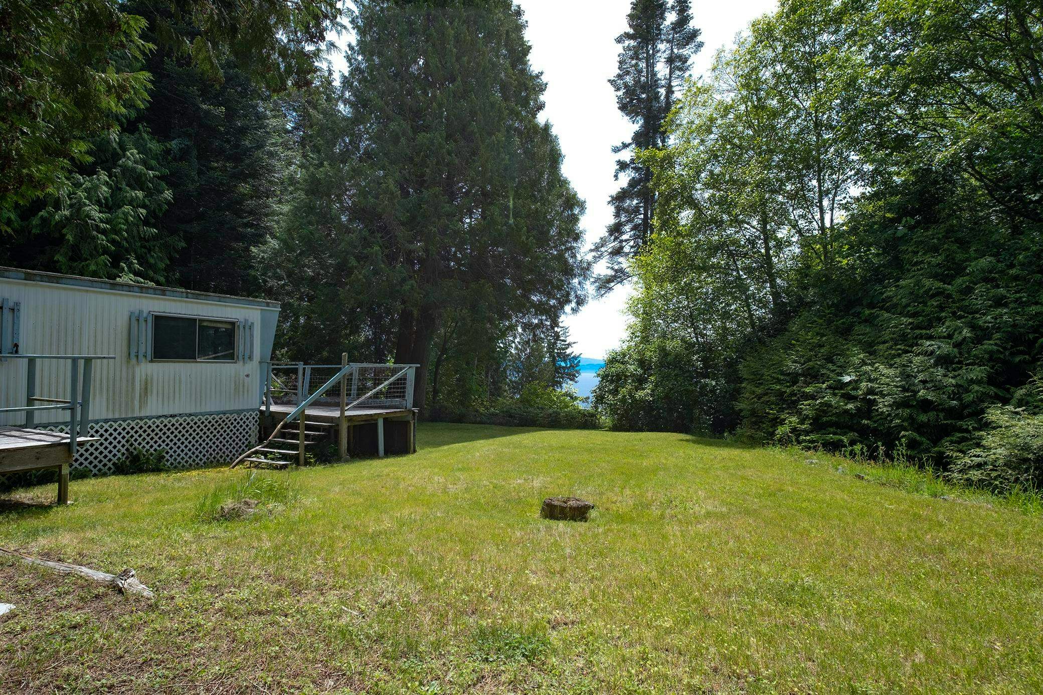 8127 Redrooffs Road, Halfmoon Bay, BC, V7Z 1A7 - 10