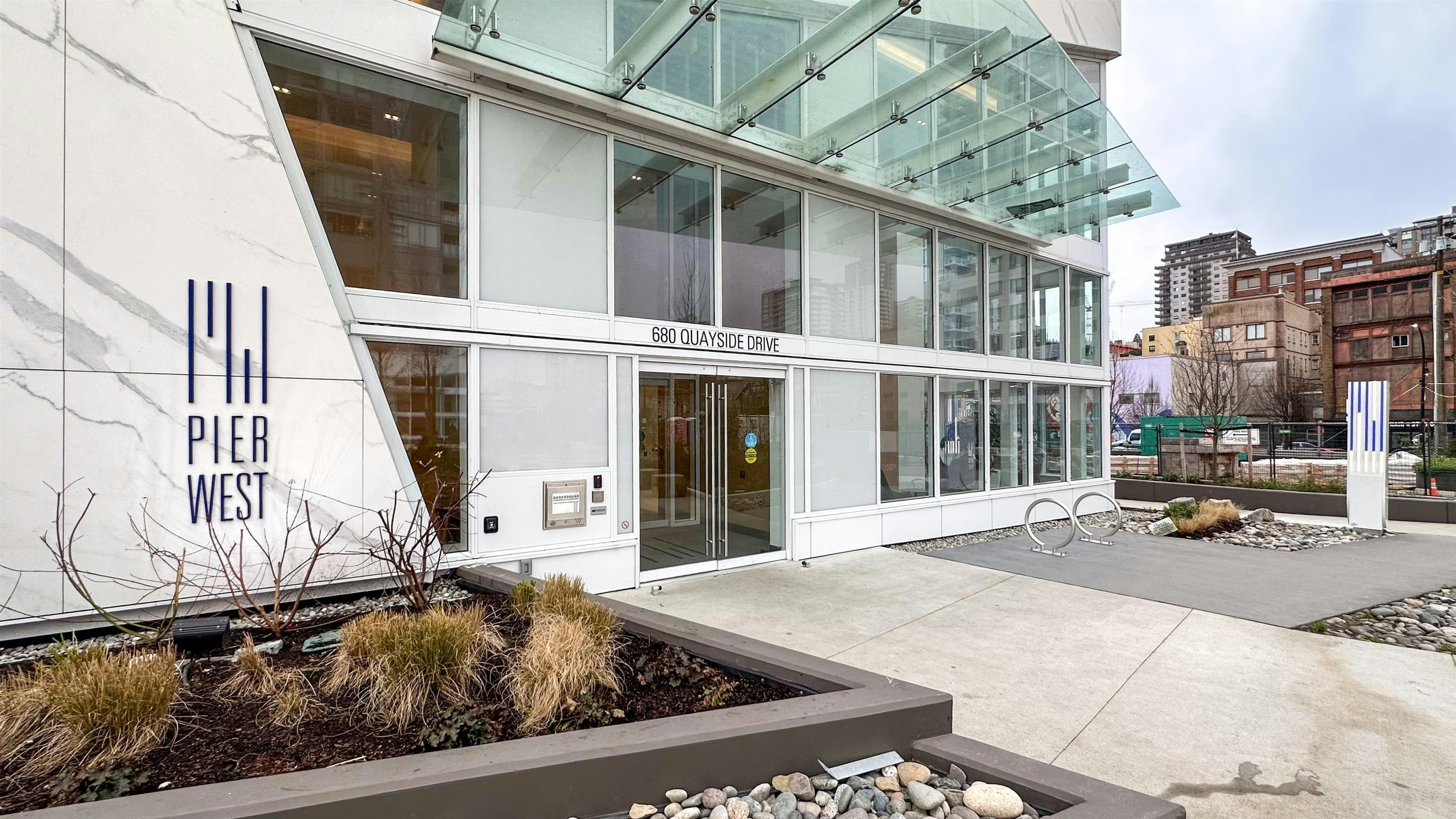 3807-680 Quayside Drive, New Westminster, BC, V3M 0P2