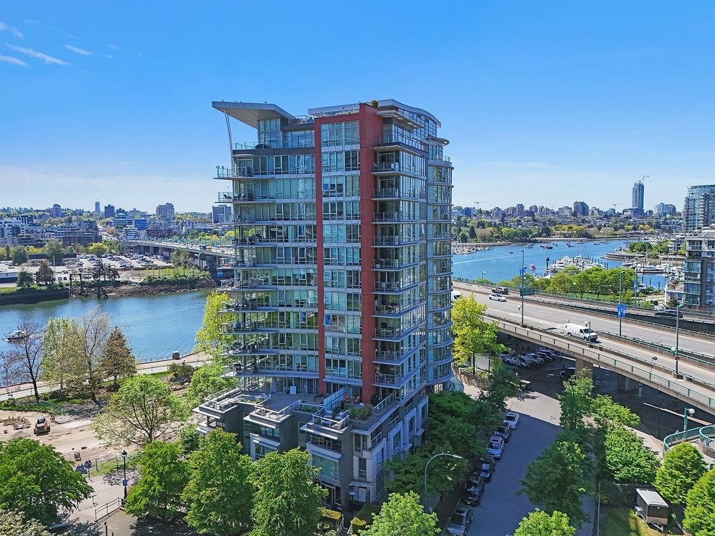 801-980 Cooperage Way, Vancouver, BC, V6B 0C3