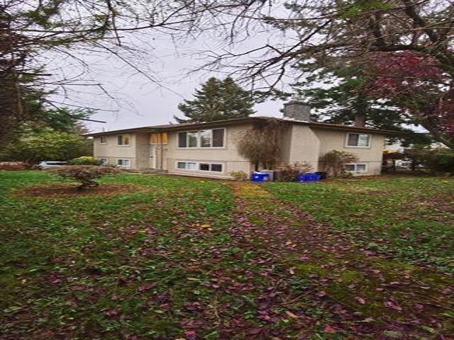 15622 Thrift Avenue, Surrey, BC, V4B 2M2